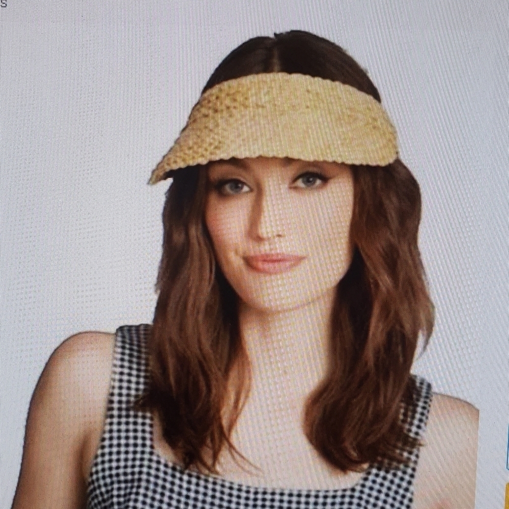 BEACH RIOT NWT. STRAW VISOR OS. VELCRO.